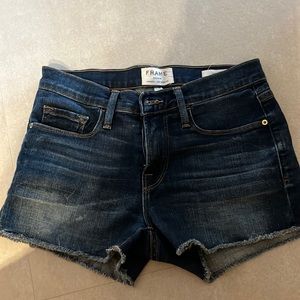 Frame Jean shorts
